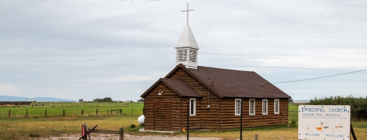 Travel: Along the Oregon Trail, a little church keeps the faith